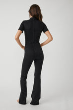 Load image into Gallery viewer, JAYDE FLARE JUMPSUIT

