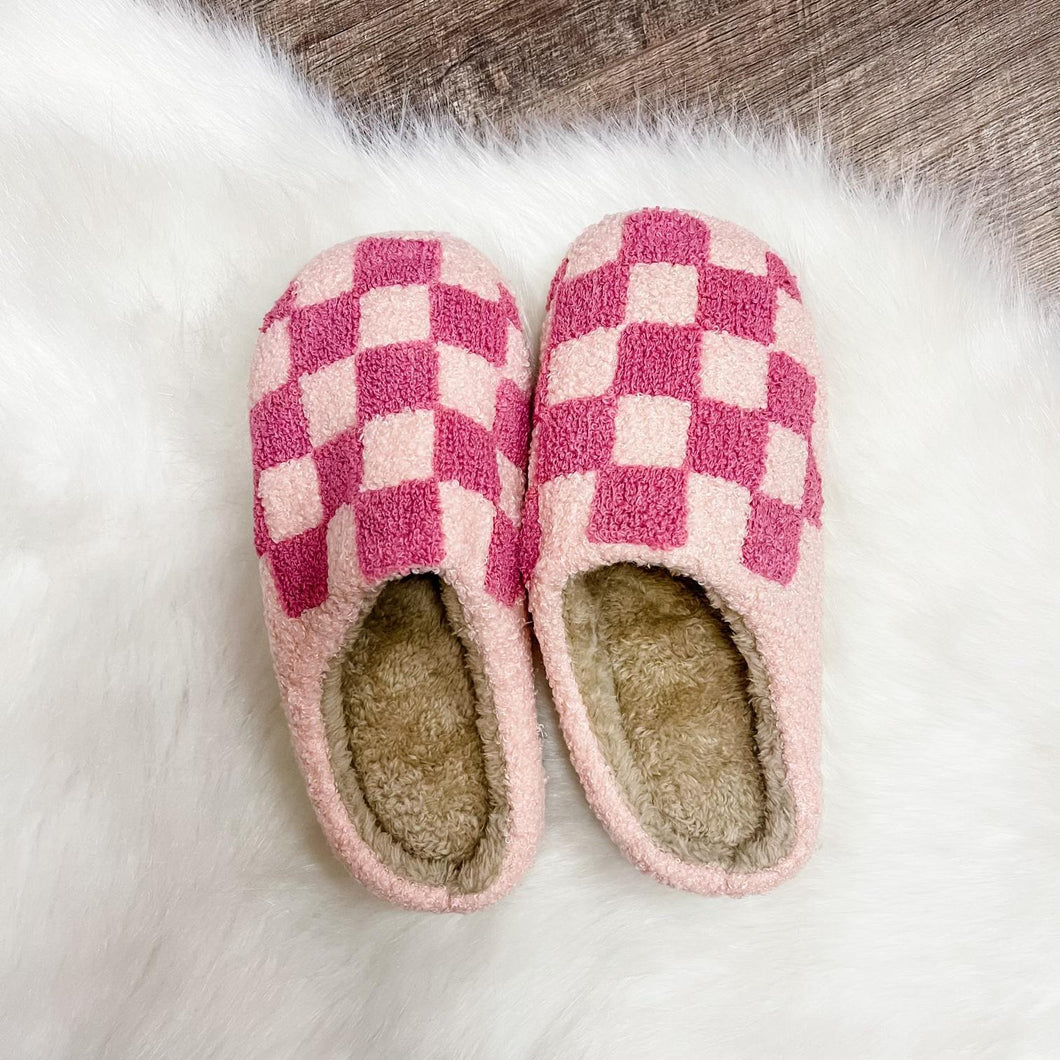 PINK CHECK SLIPPERS