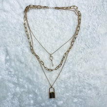Load image into Gallery viewer, LOCKET &amp; KEY NECKLACE
